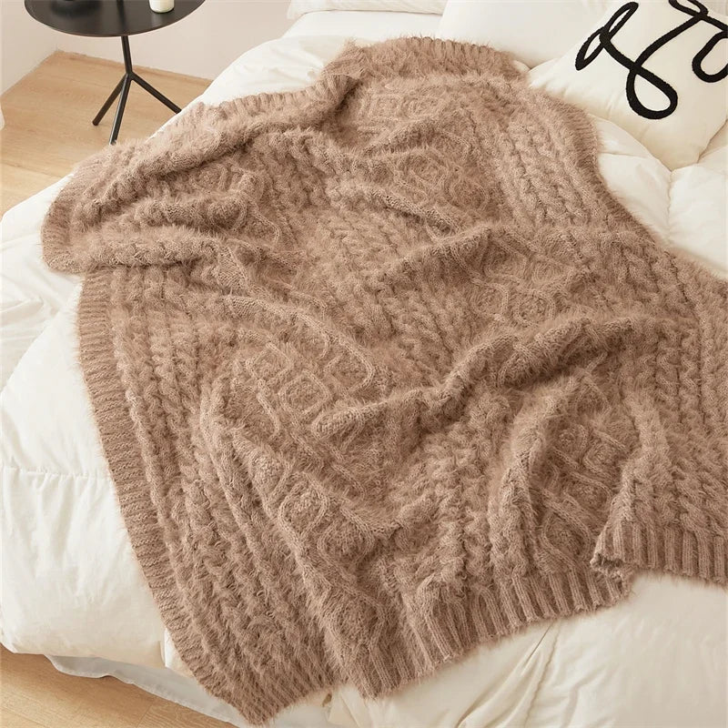 Knitted Solid Color Blanket – Soft Microfiber Throw for Sofa & Bed