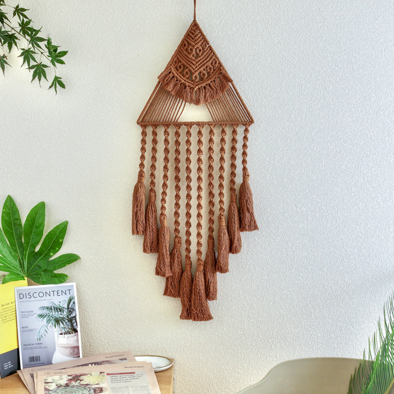 Decoración de Pared Artesanal – Atrapasueños Triangular con Borlas